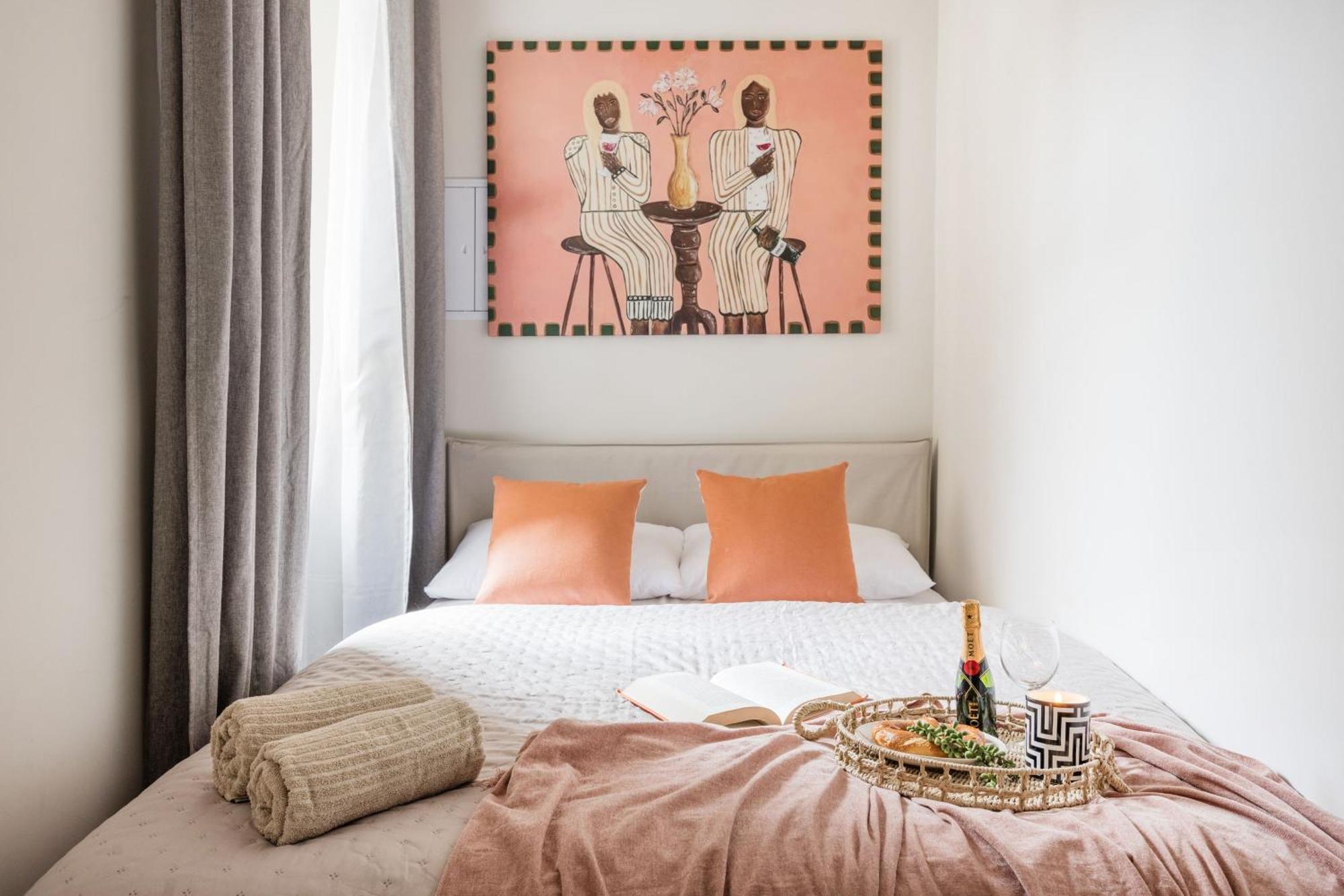 Central Budapest Oasis - Modern Charm, Timeless Comfort Esterno foto